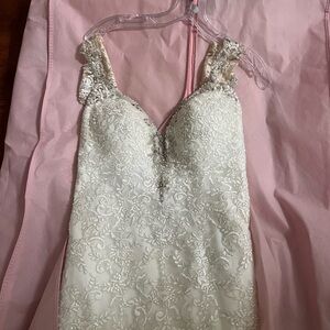 Wedding Dress size 12 (fits like a 6)